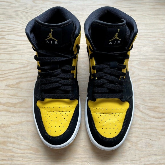 Air Jordan 1 Mid “new love” 2017 Release 554724-035 Size 8 In Men main image 6